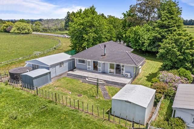 113 Boord Crescent Kumeu_4