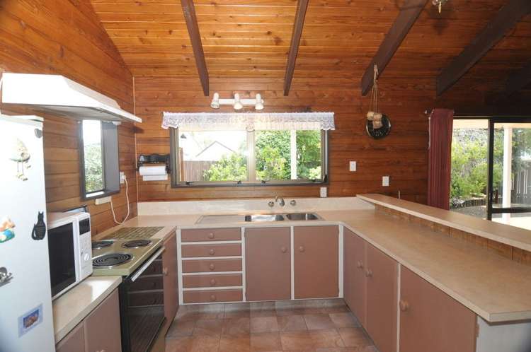 106 Blane Place Whangamata_2