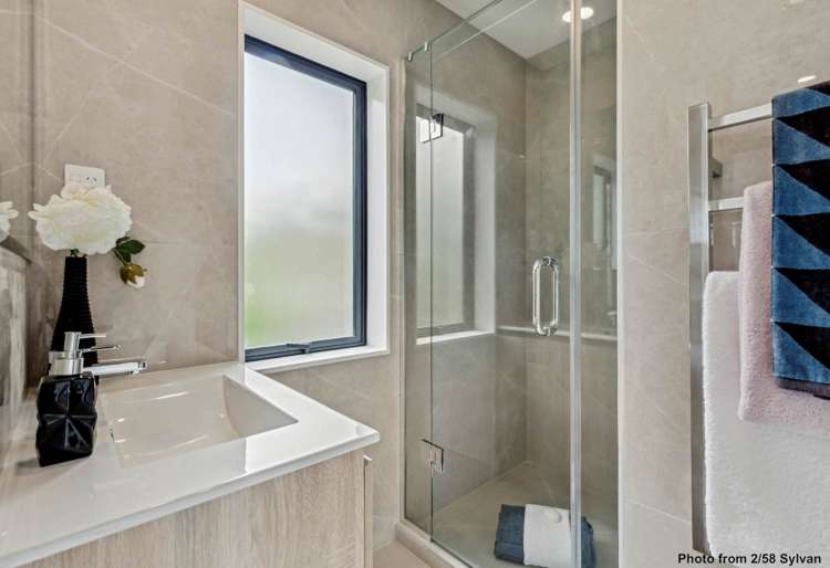 7/58 Sylvan Crescent Te Atatu South_9