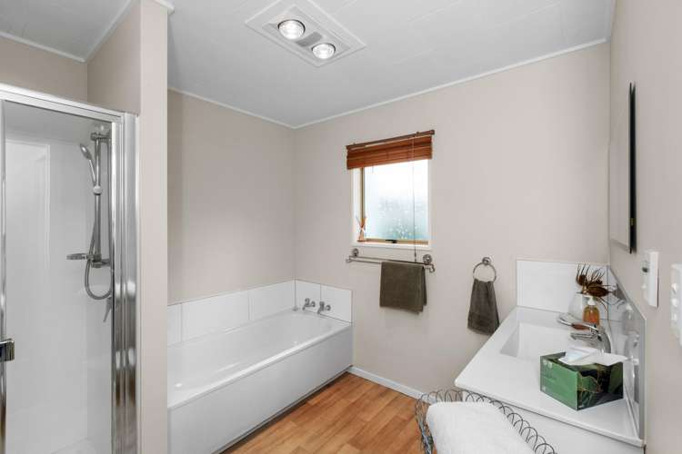 3/11 King Street Taradale_14