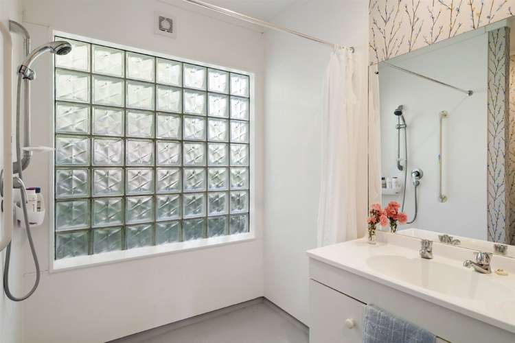 2/81 Nile Road Milford_11