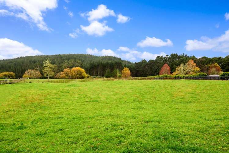 240 Mill Flat Road Riverhead_25