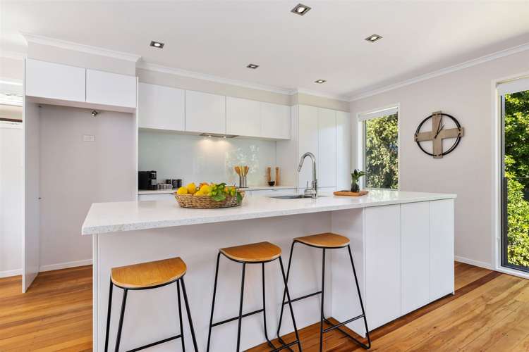 6 Mckenzie Avenue Arkles Bay_31