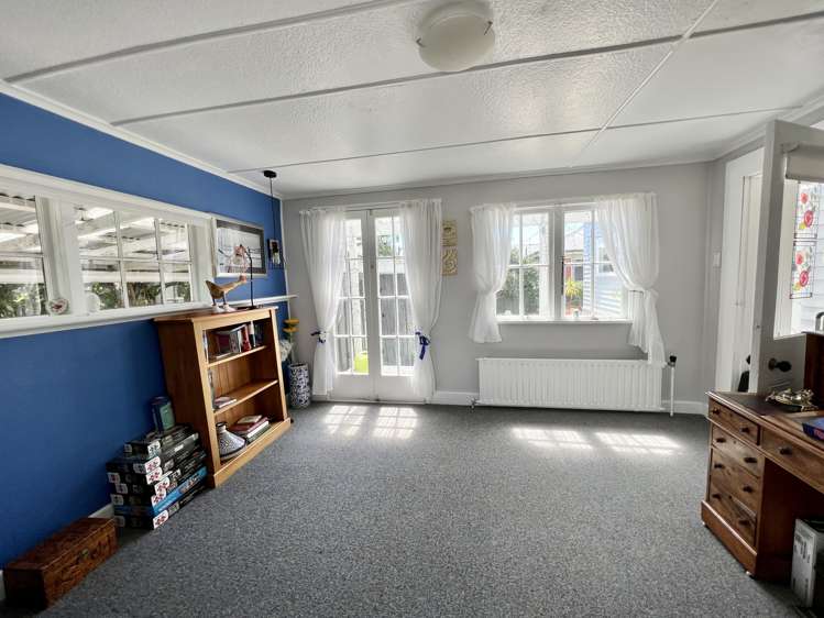 2 Grey Street Gladstone_11