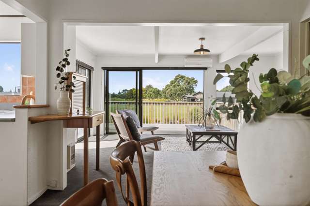 Space to Play. Views to Stay | 44A Golf Road