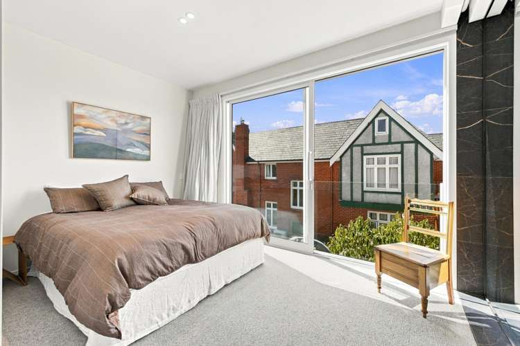 3/130 Office Road Merivale_15