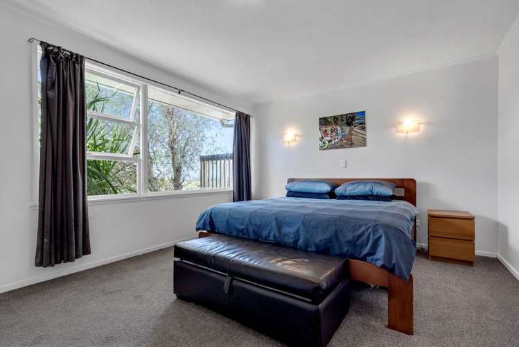 35 Helena Street Massey_17