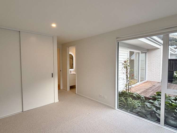 2/14 Nayland Street Sumner_5