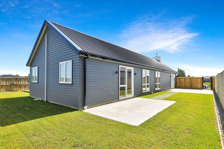 17 Kilphin Street Elgin_35