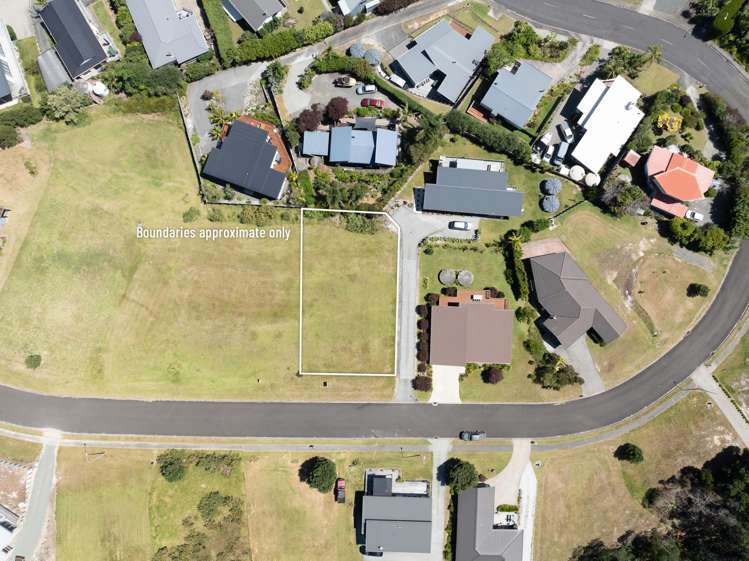 27 Dudley Crescent Cable Bay_7