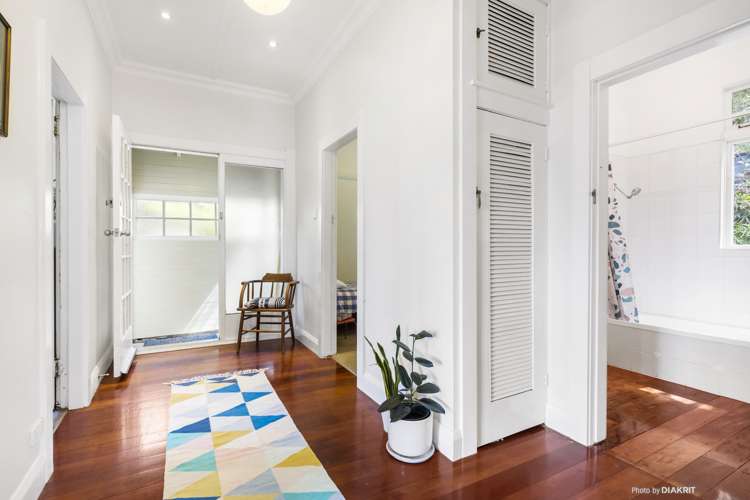 54c Severn Street Island Bay_6