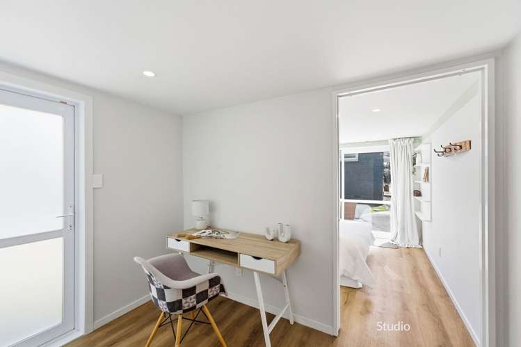 10 Torquay Place Bryndwr_24