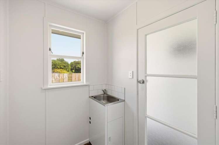 8A Seddon Street Te Puke_11