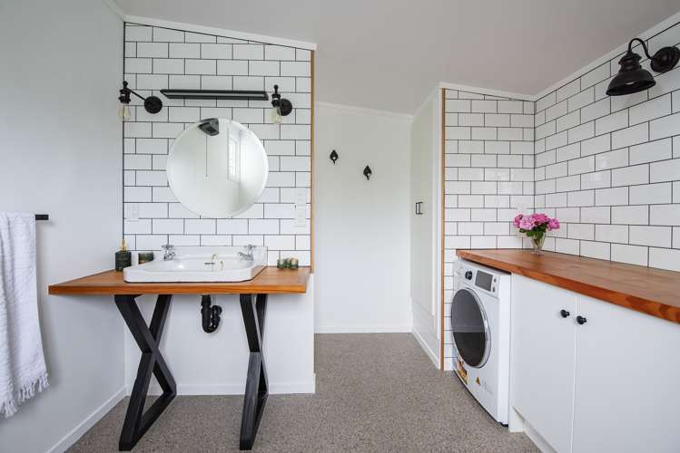 9 Dickson Street Macandrew Bay_12