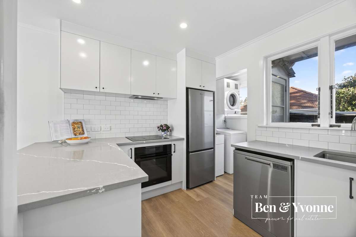 2/115 Ireland Road_1