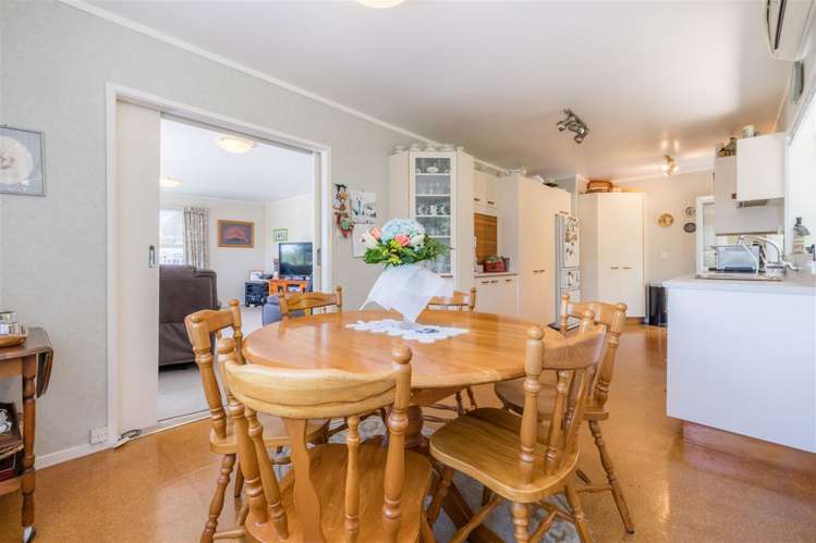 14 Lemnos Place Titirangi_6