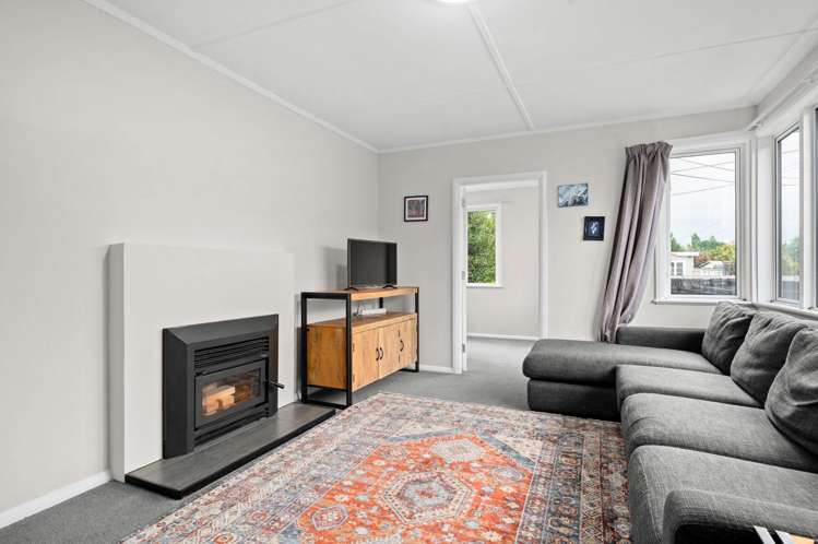 20 Pinfold Avenue Hamilton East_11