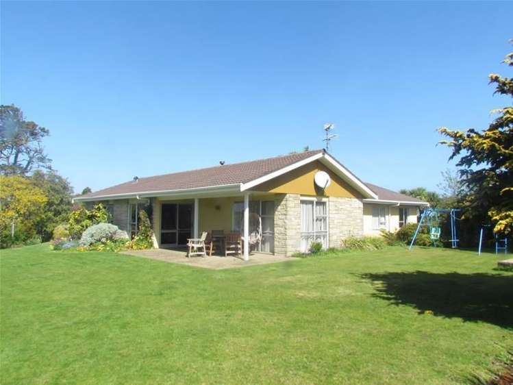 174 Main South Road Green Island_0