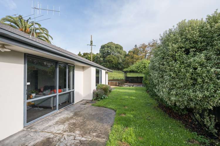 20 Ballard Drive Stoke_4