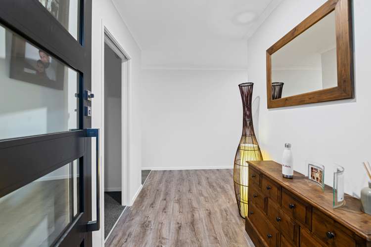 84 Pakanga Grove Pyes Pa_7