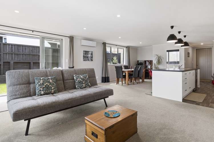 171 Ballintoy Park Drive Welcome Bay_9