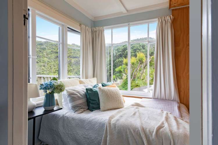 5 Glenesk Road Piha_7