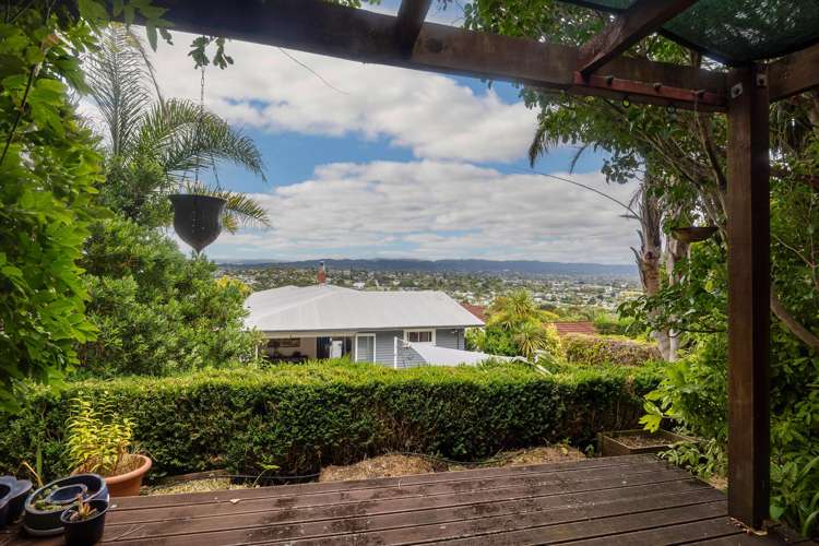 12 Pickens Crescent Mount Albert_24