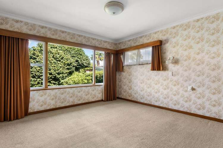 8 Hillcrest Road Otumoetai_10