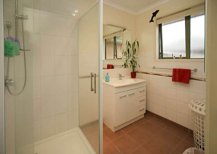 21 Woodstock Place Stoke_8