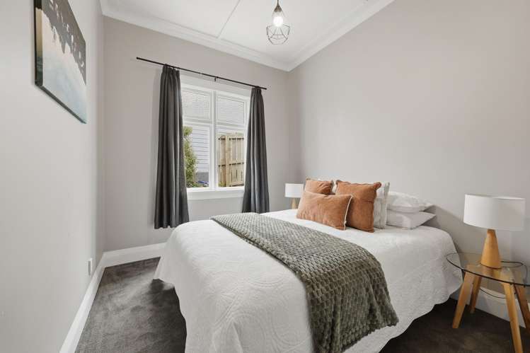 38 Bernard Street Kenmure_12