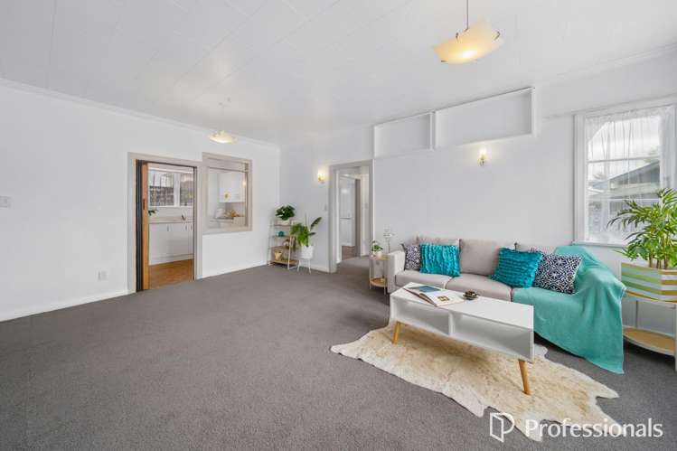 15 Naenae Road_2