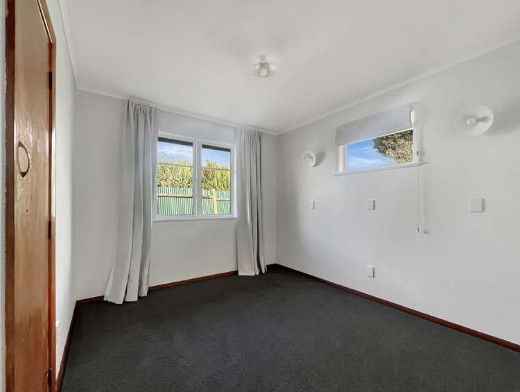 10 Somerset Crescent 10923_8
