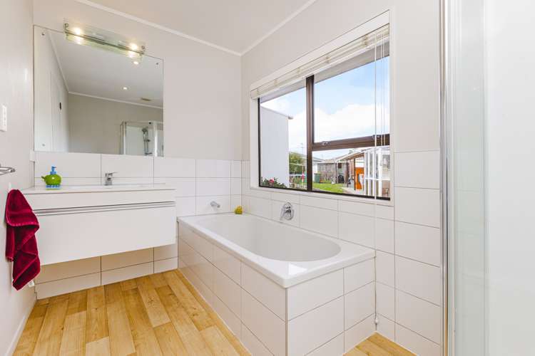 19 Ridgeway Road Pukekohe_16