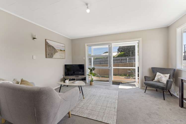 3/26 Park Avenue Titahi Bay_3
