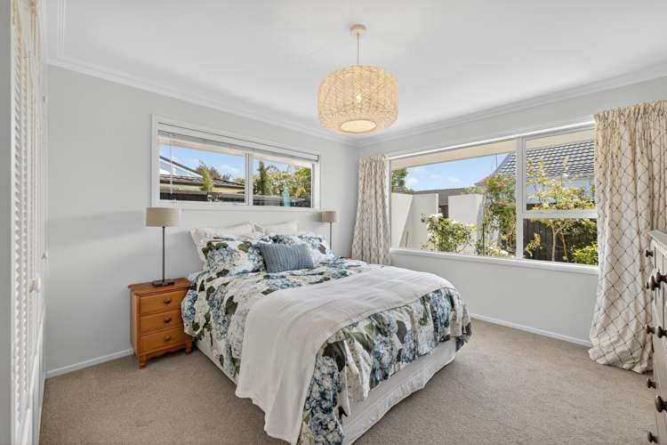 2/83 Winchester Street 10190_11