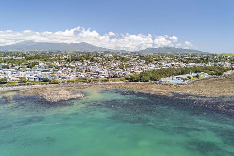 13B Hine Street New Plymouth_49