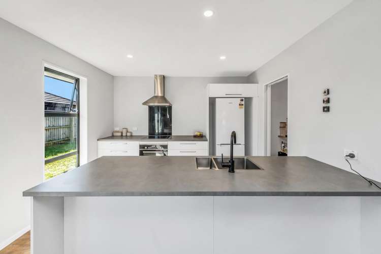 19 Stormlea Drive Southbridge_7