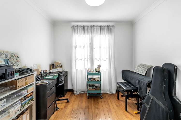 219 Saint Andrew Street Glengarry_11