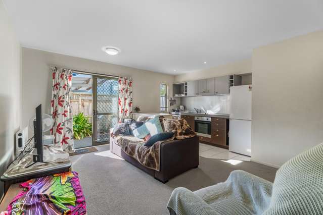 73A/21 Hunters Park Drive Three Kings_3