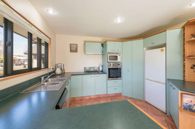 29 Saint James Avenue Richmond_16