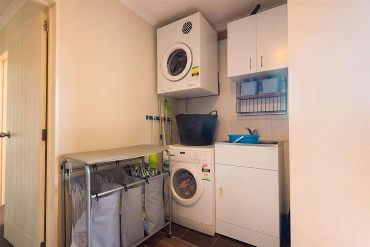 48 Kirikiri Drive Papakura_11