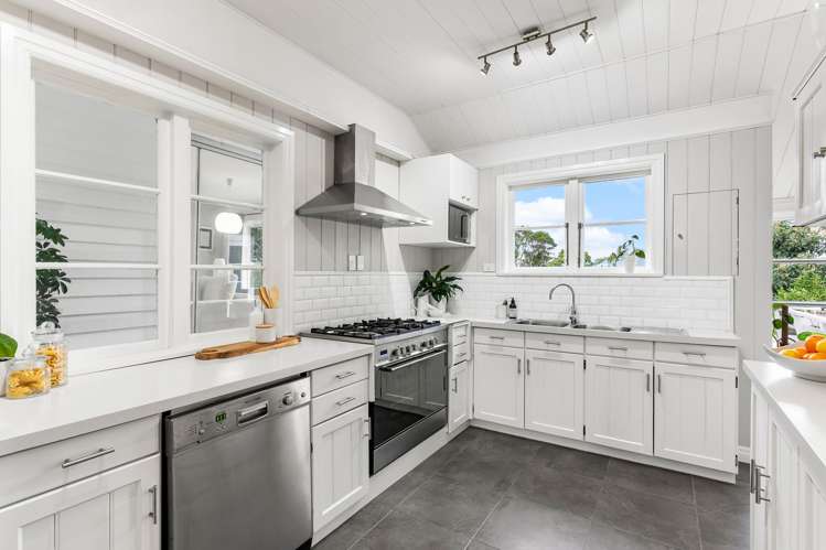 1/154 Onewa Road Northcote_9
