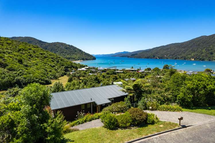 26 Tirimoana Terrace Anakiwa and Surrounds_13