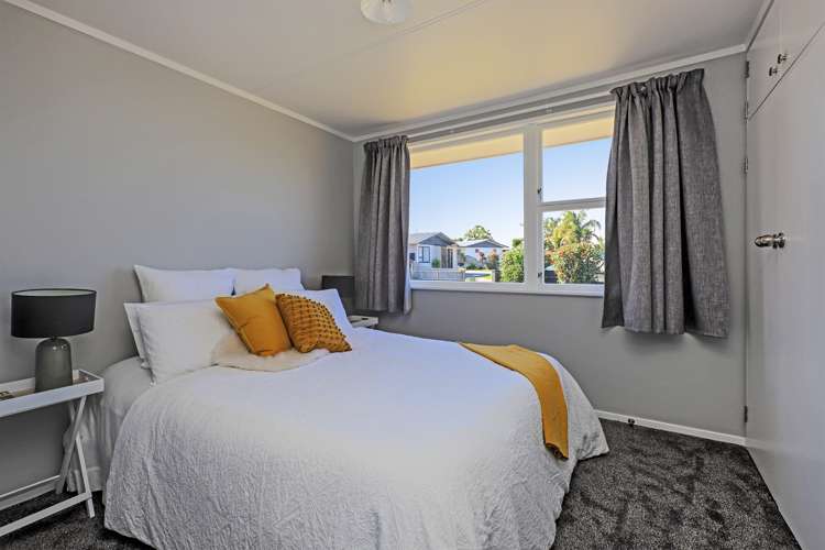 9 Burton Place Flaxmere_12