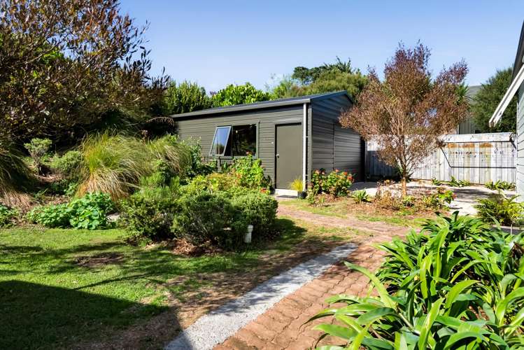 1 Mahuru Lane Okato_27