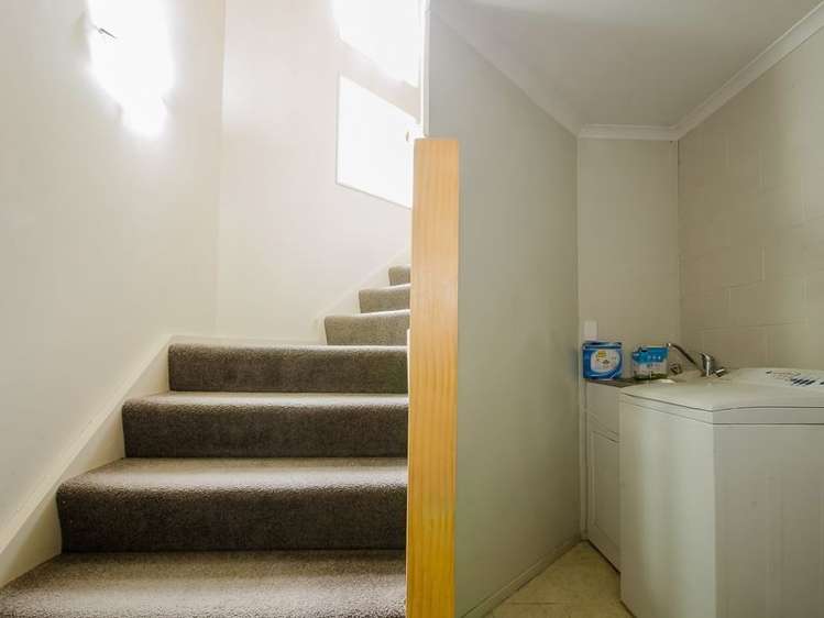 12 Albert Street Hamilton East_16