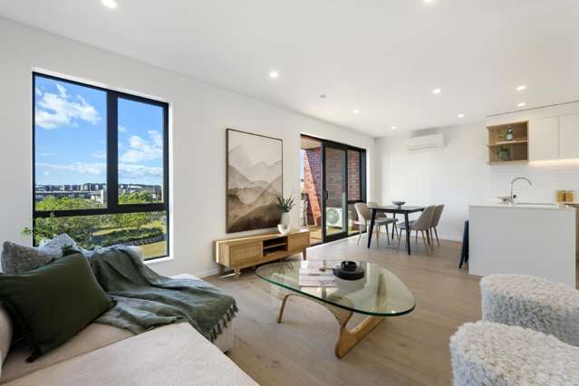 Elevated Parkview with three bedrooms