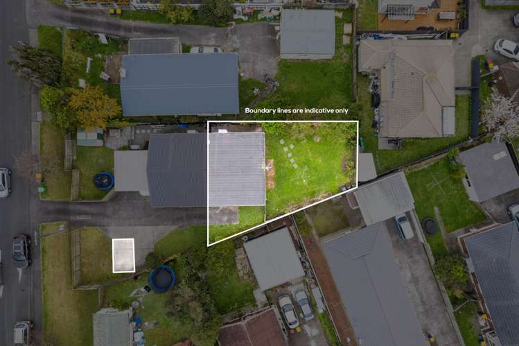 2/102 McLeod Road Te Atatu South_13