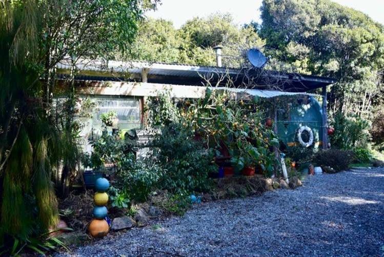 1976b Haast-Jackson Bay Road Jackson Bay_7