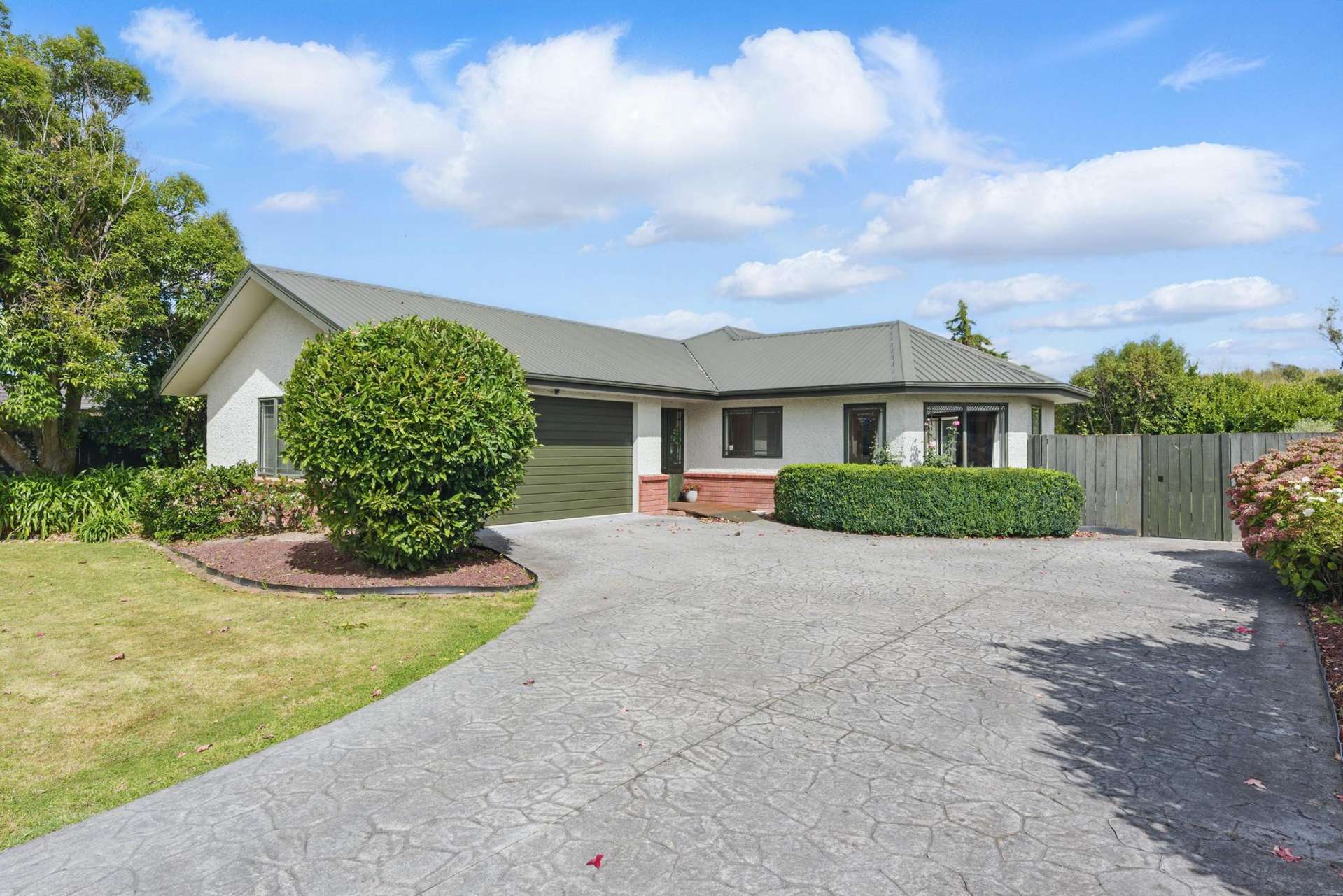 34 Strachan Way Highbury_0
